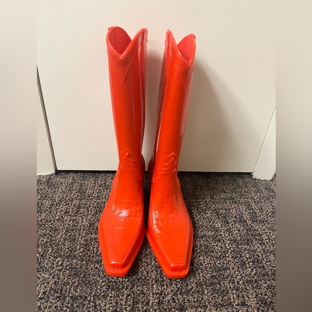 Donald J Pliner Rain boots